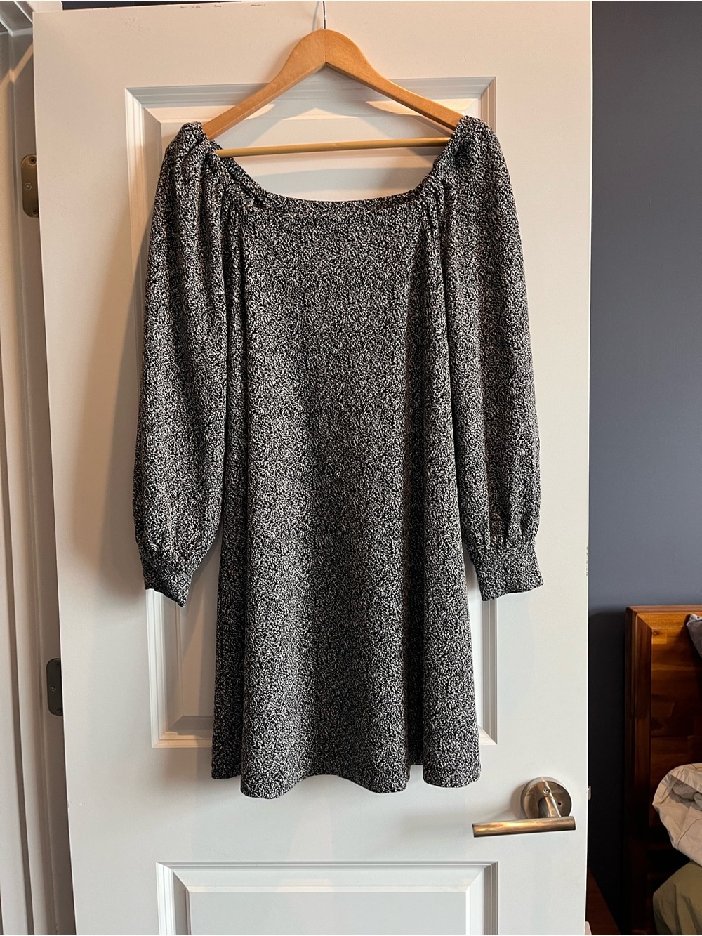 LOFT Dress - Size Small
